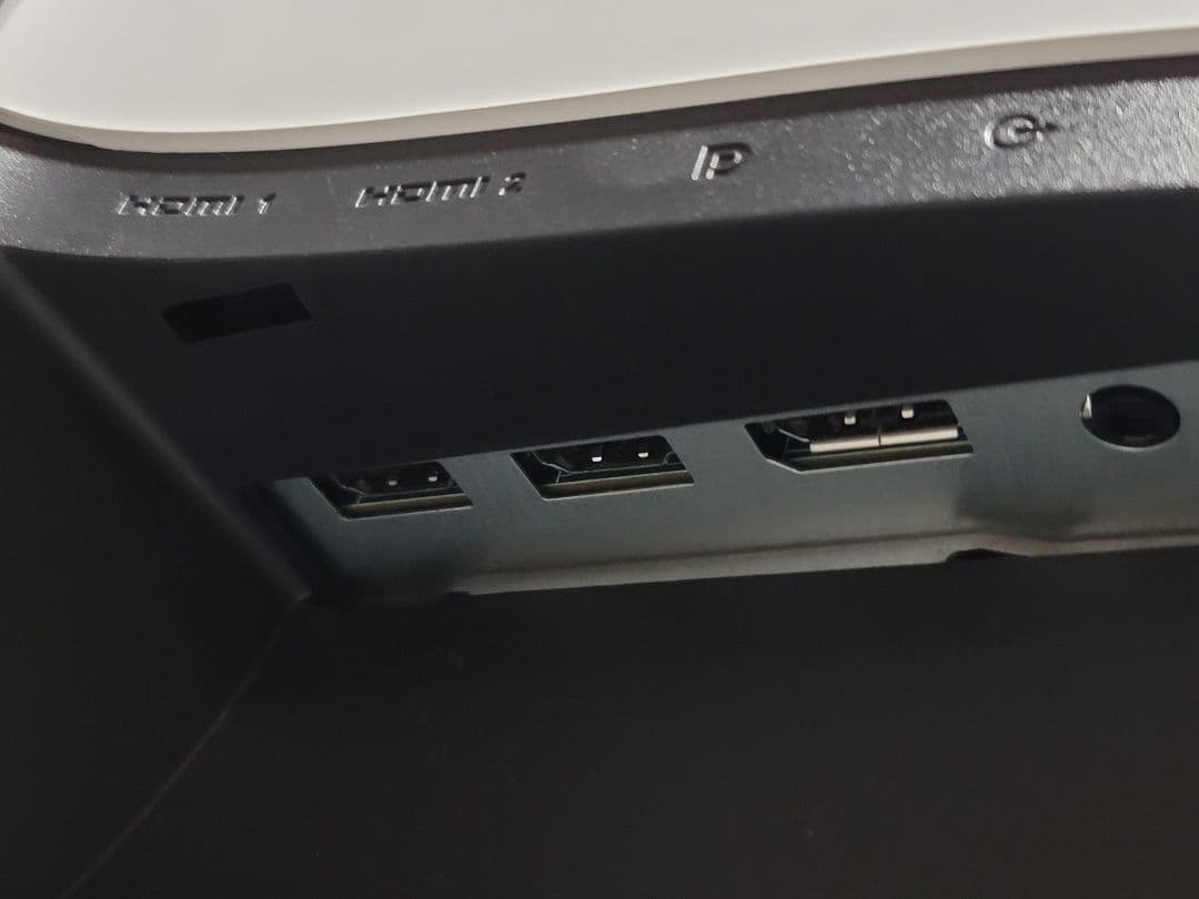 美品　Alienware 24.5インチ ゲーミングモニター 240Hz