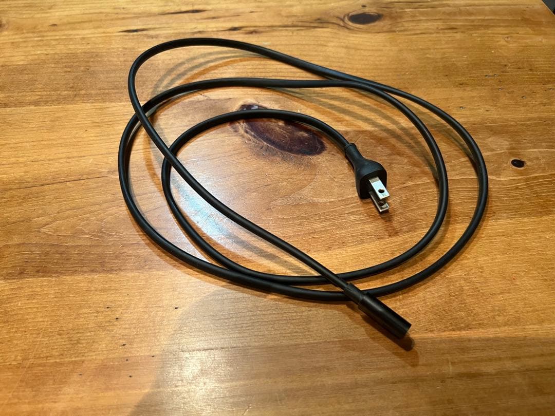 Apple TV 4K 第2世代（32GB）＋リモコン付き