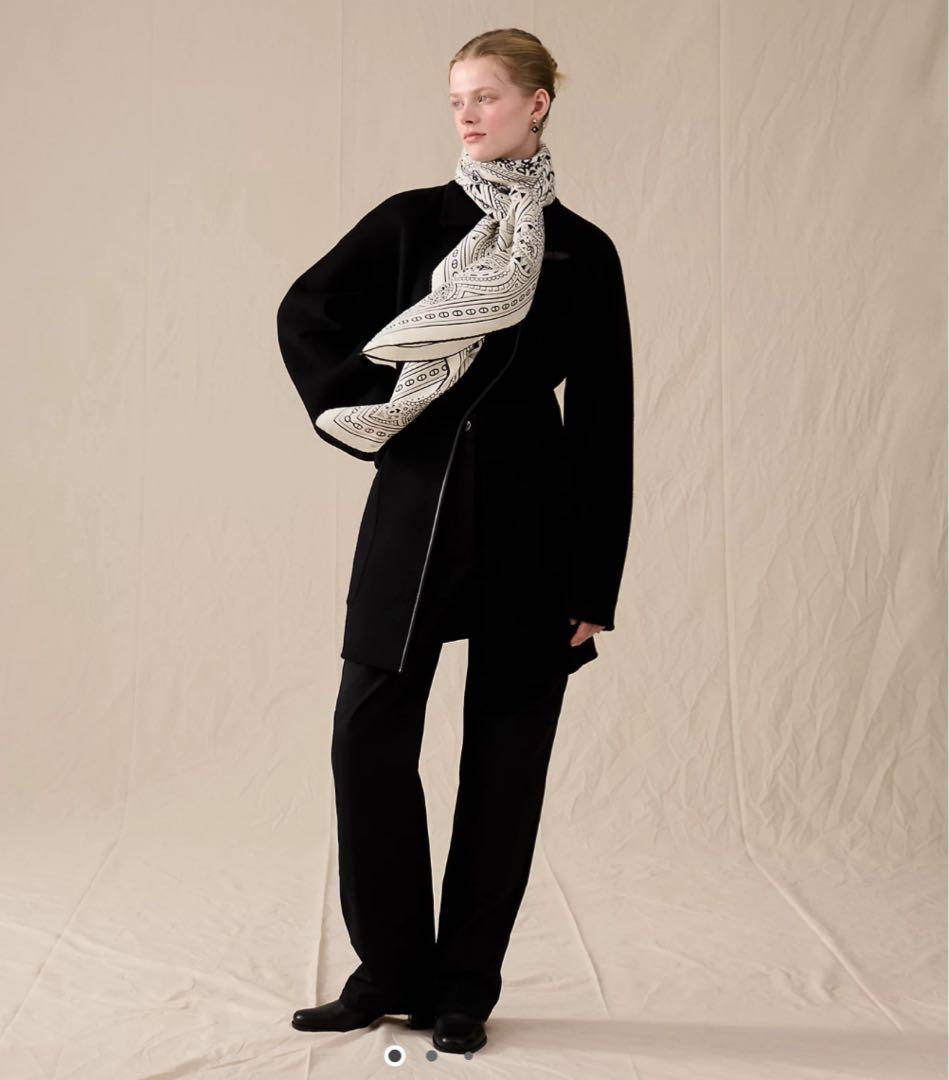 エルメス カシシル140 シュヴァルドゥクールバンダナ　白黒