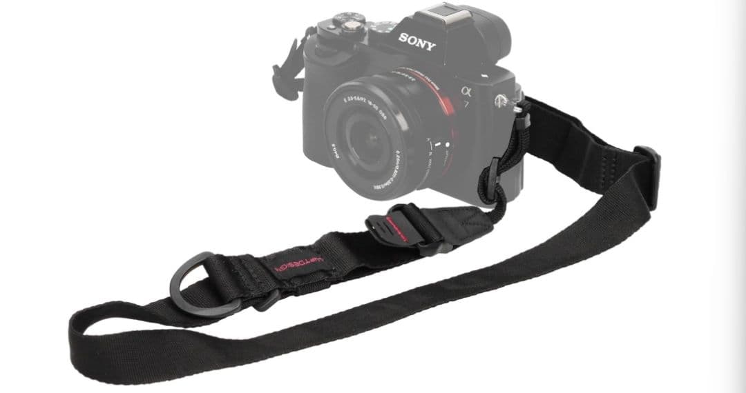 ミラーレス一眼カメラ EOS Kiss M ダブルズームキット ブラック