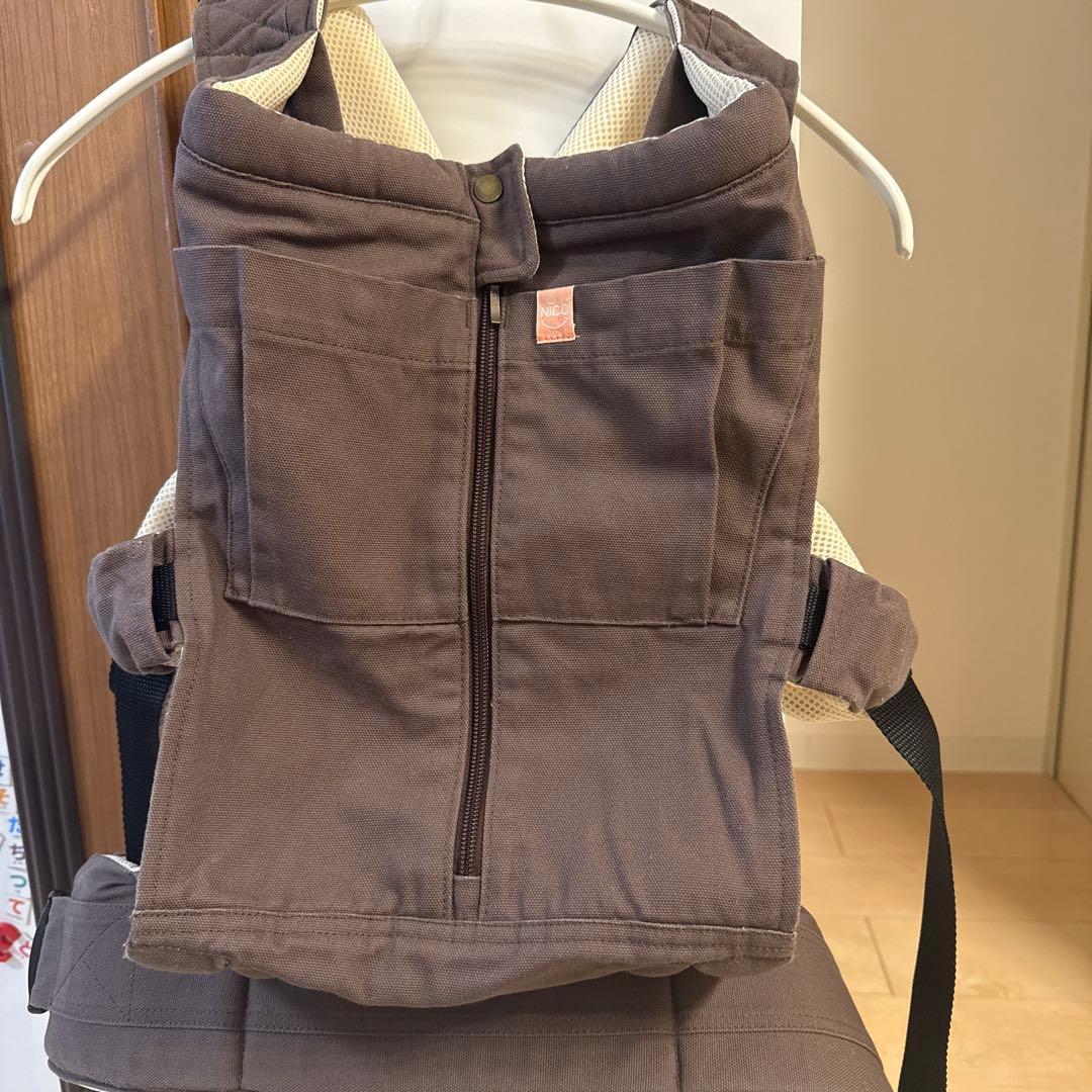 NICO　キューズベリー　CUSEBERRY 抱っこ紐　ブラウン　腰パット付き！