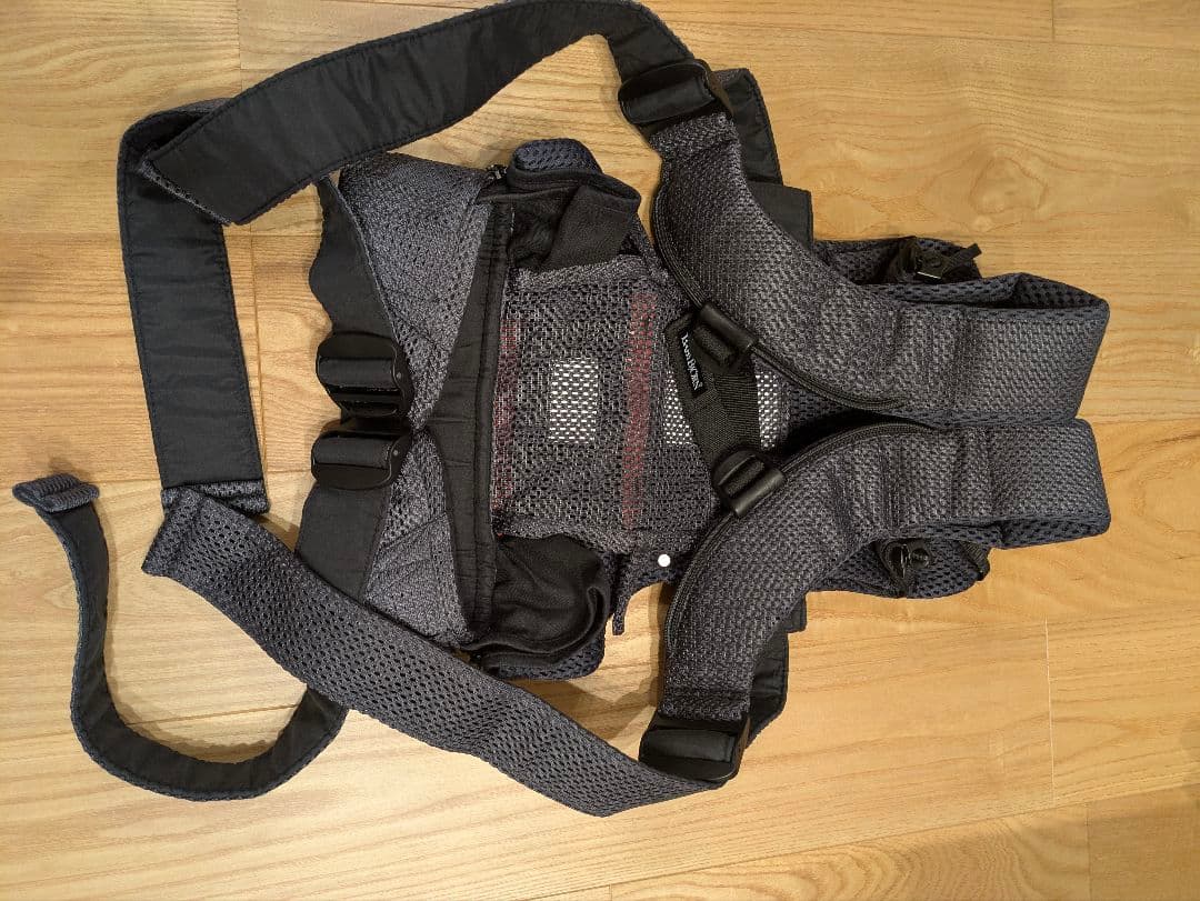 【美品】ベビービョルン　ベビーキャリア　抱っこ紐　ワンカイ　限定色