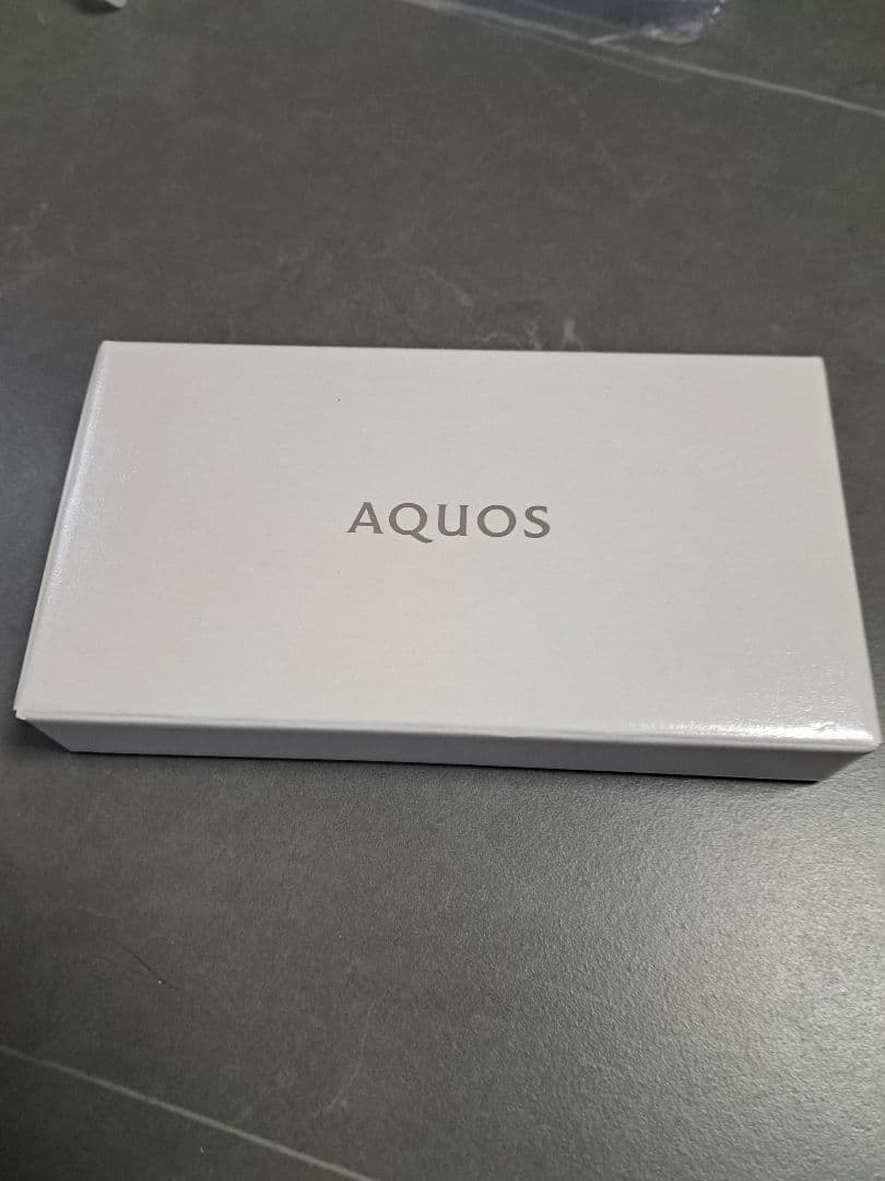 AQUOS Wish2 本体 オリーブグリーン 完品