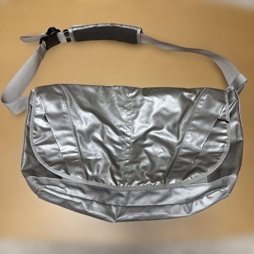 PORTER シルバー メッセンジャーバッグ