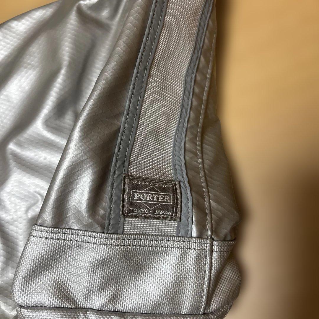 PORTER シルバー メッセンジャーバッグ