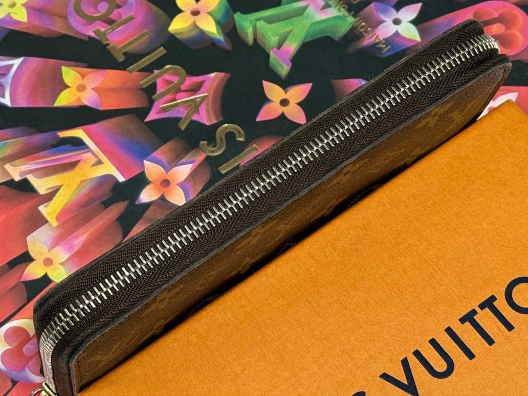 LOUIS VUITTONルイヴィトン　モノグラム　ジッピーウォレット　長財布