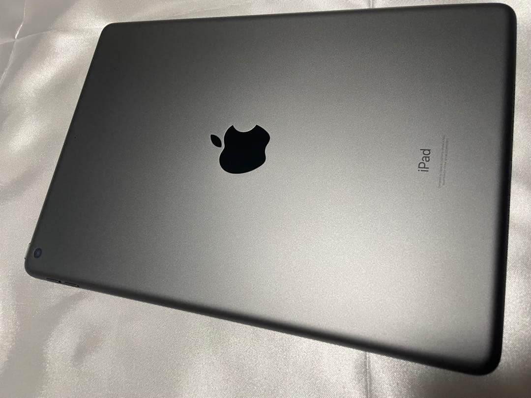 Apple iPad 第9世代 WI-FIモデル 256GB シルバー