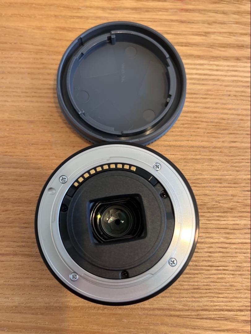 SONY SEL20F28 単焦点レンズ