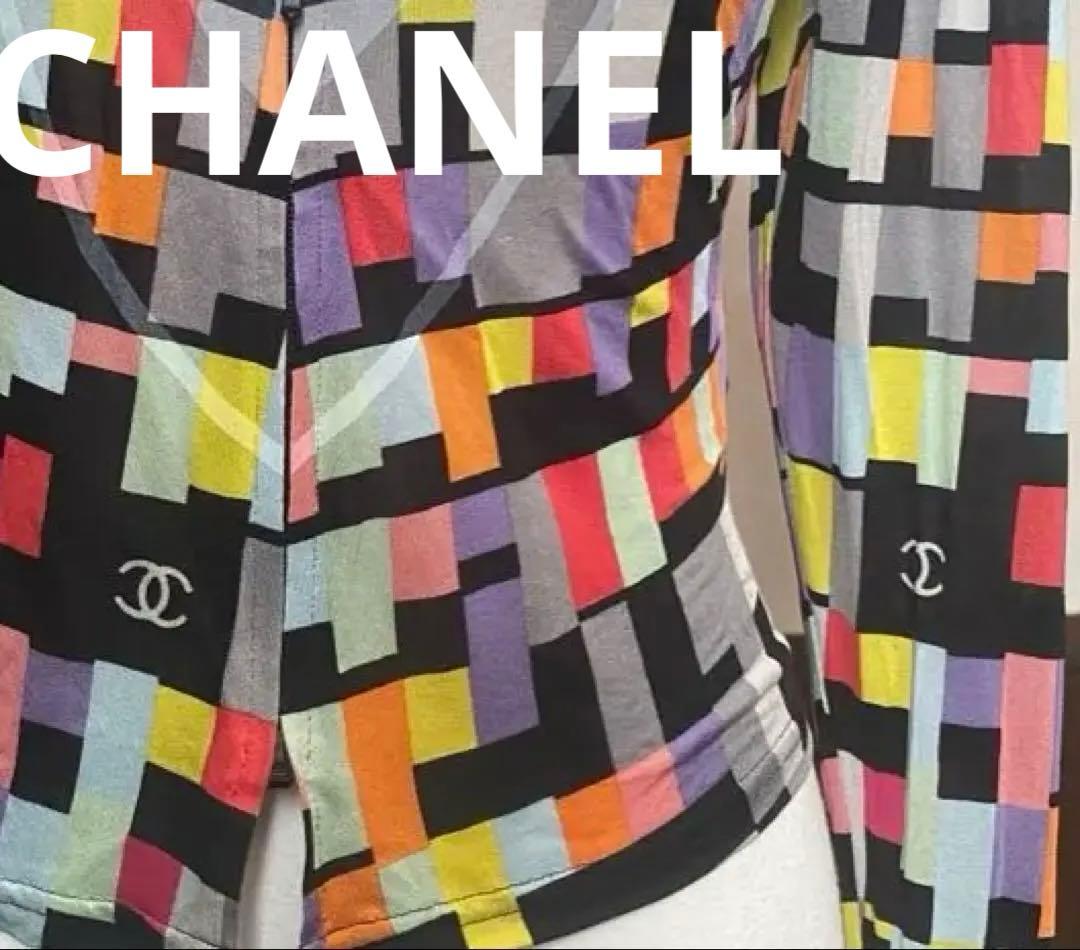 お値下げ！美品CHANEL カラフル幾何学模様シルクジップアップジャケット