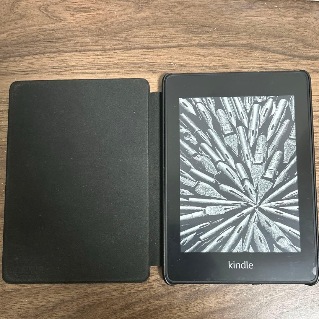 【新品同然】Amazon Kindle PaperWhite（第10世代）LTE