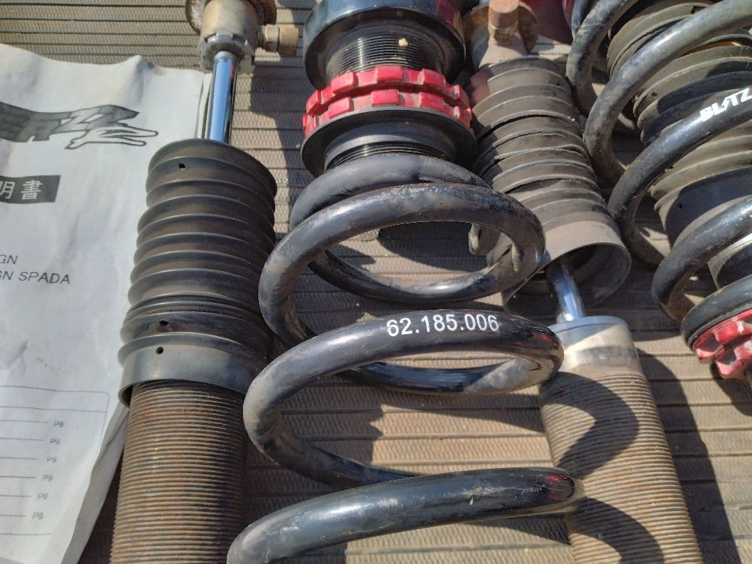 BLITZ製 サスペンションキット