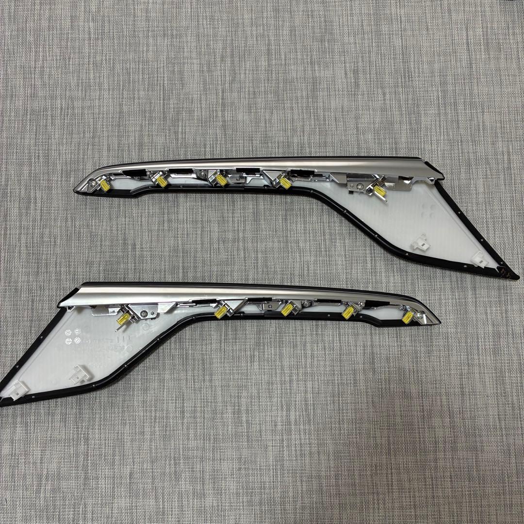 マツダ CX-5 純正 ニーパッド Lパッケージ ブラウン刺繍 内装パーツ