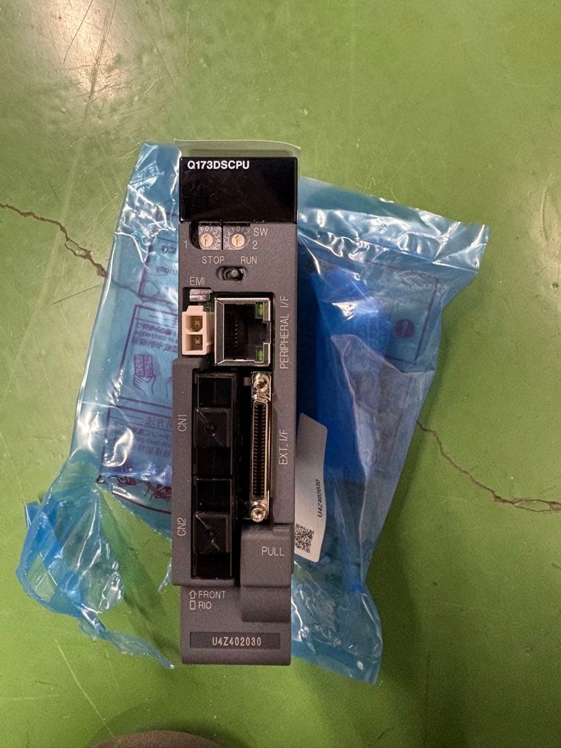 【最終値下げ、新品未使用品】三菱電機Q173DSCPUモーションCPUユニット