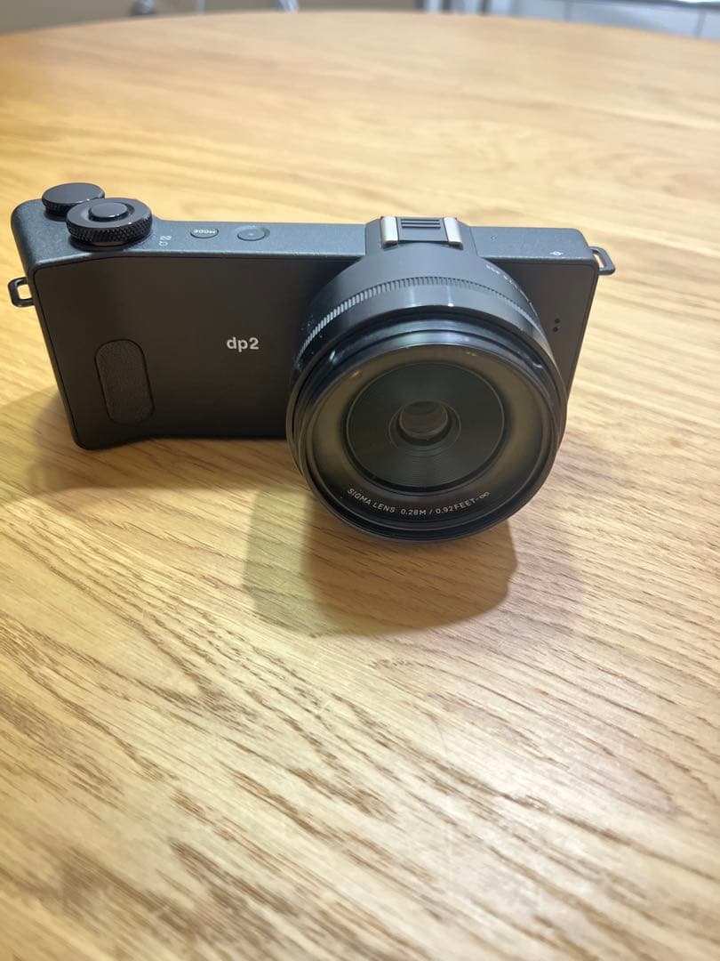 SIGMA デジタルカメラ dp2Quattro ※フード付き/充電器無し