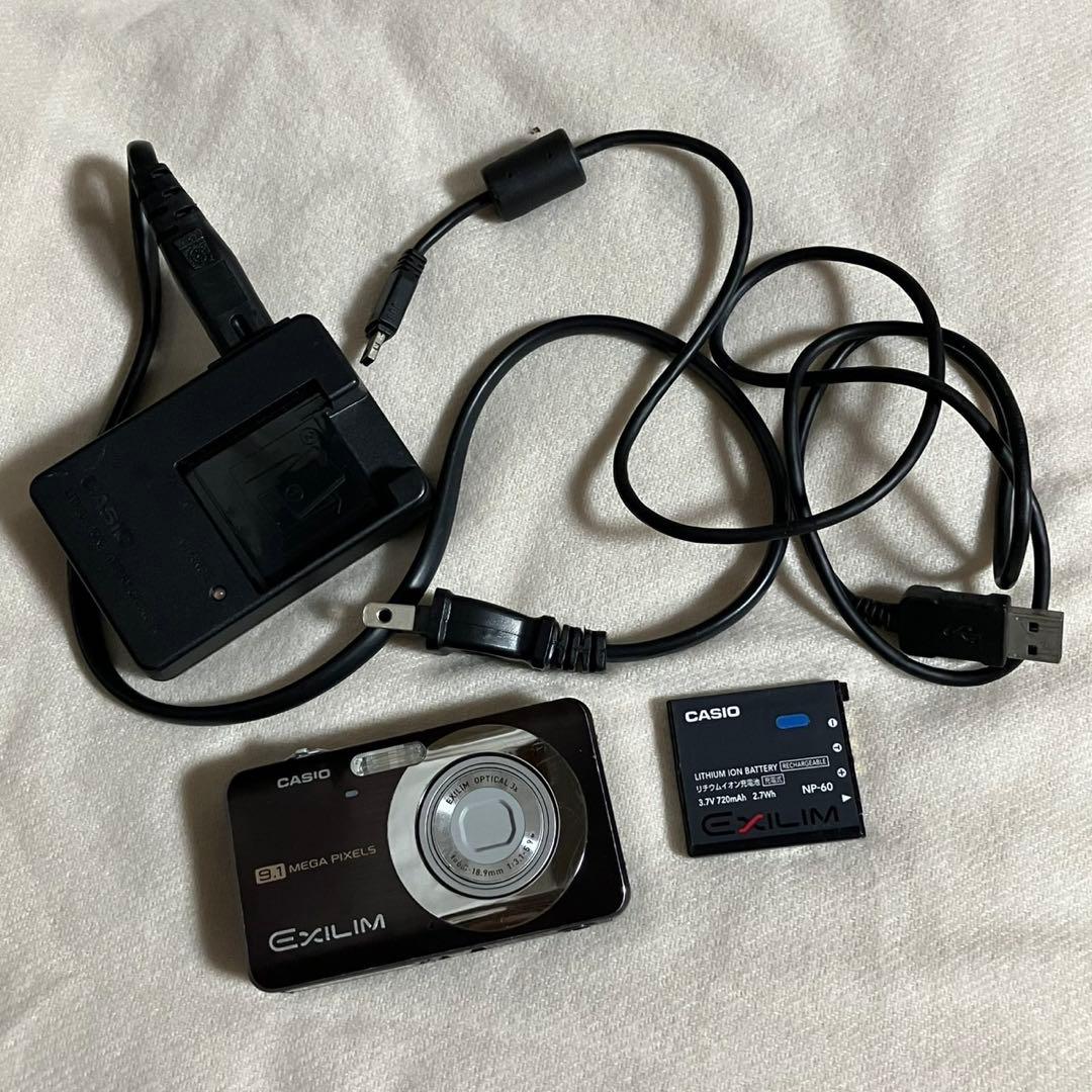 CASIO デジカメ EX-Z85 4点セット