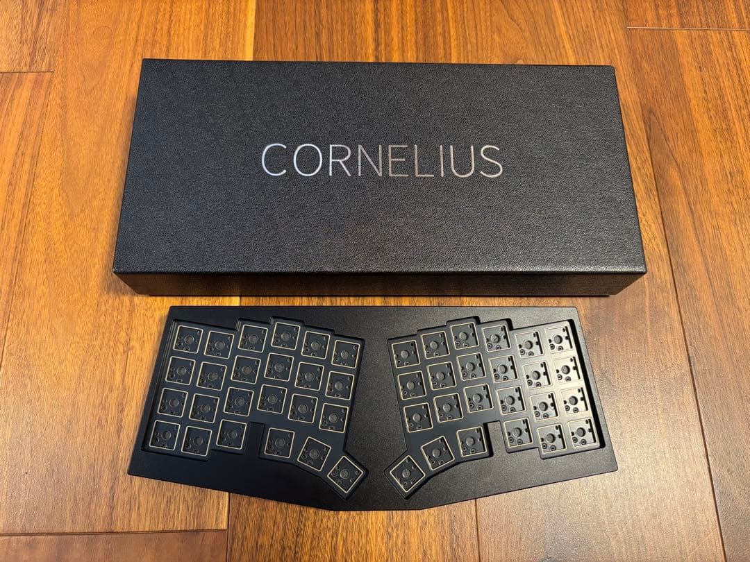 cornelius low-profile 自作キーボード ガスケットマウント