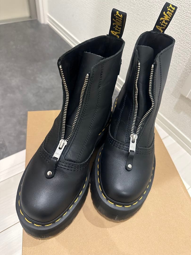 Dr. Martens ブラック ジッパーブーツ バウンシングソール