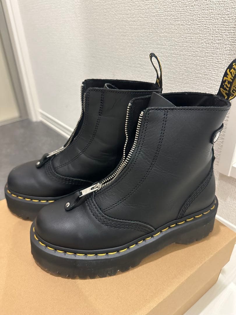Dr. Martens ブラック ジッパーブーツ バウンシングソール