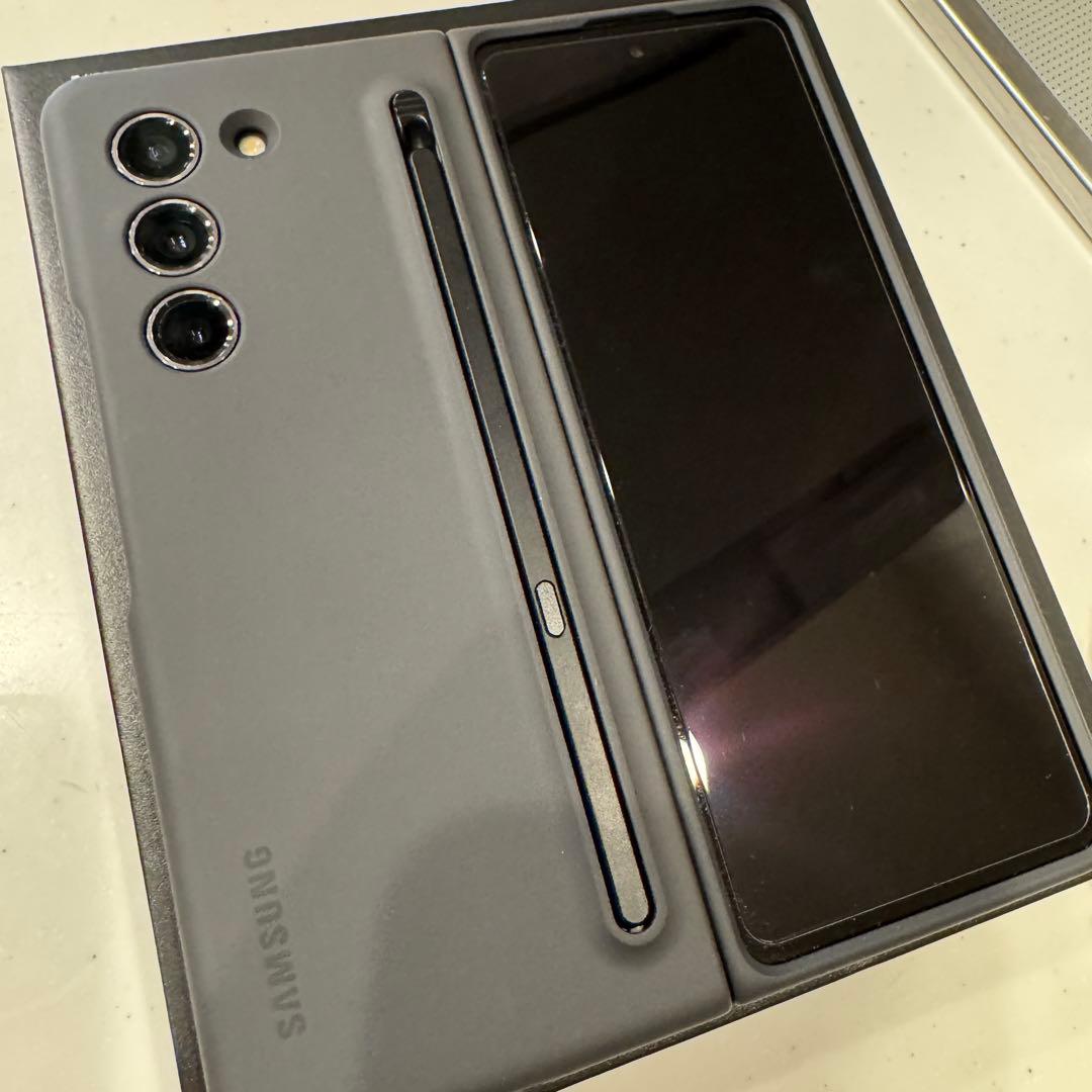 Samsung Galaxy Z Fold5 sペンケース付き
