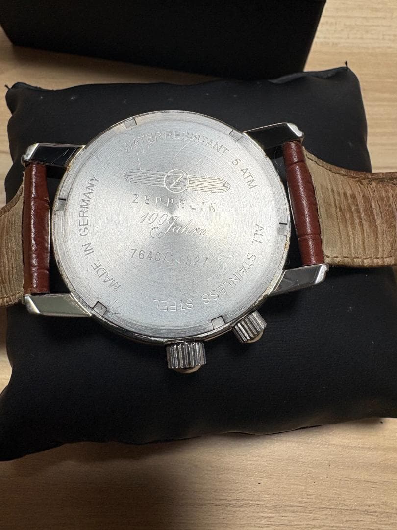 ツェッペリン100周年記念時計R7,7月に電池交換済み！