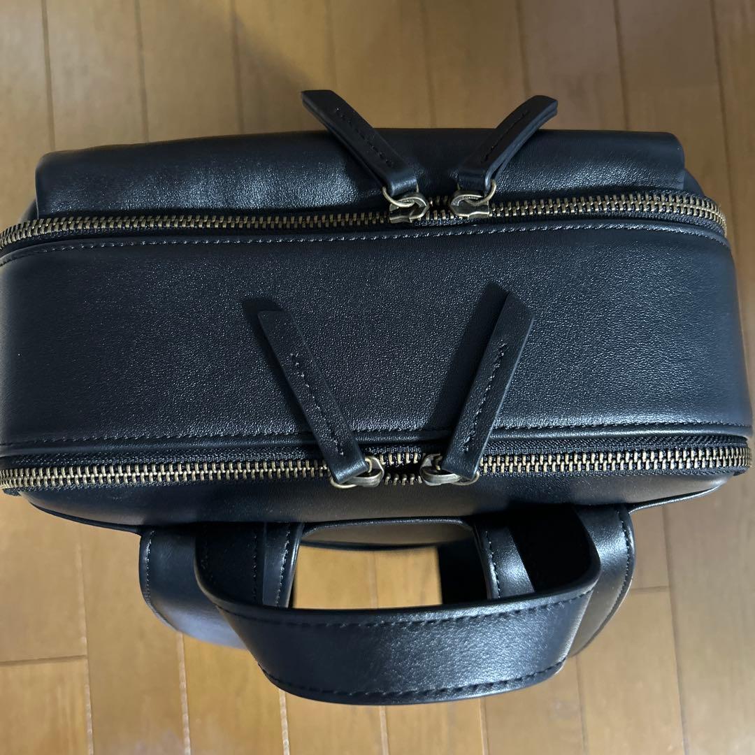 Evoon 本革マルチビジネスリュック　バックパック