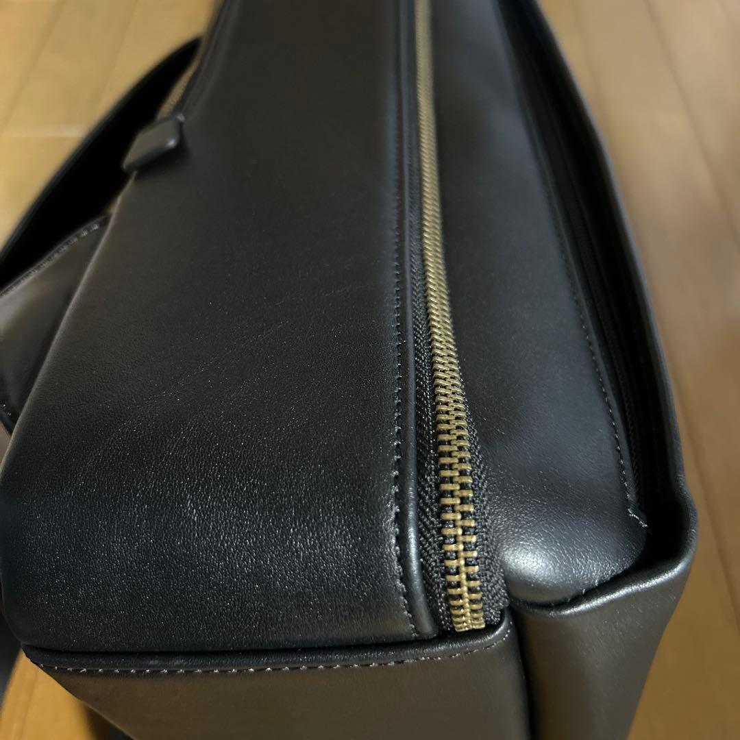 Evoon 本革マルチビジネスリュック　バックパック