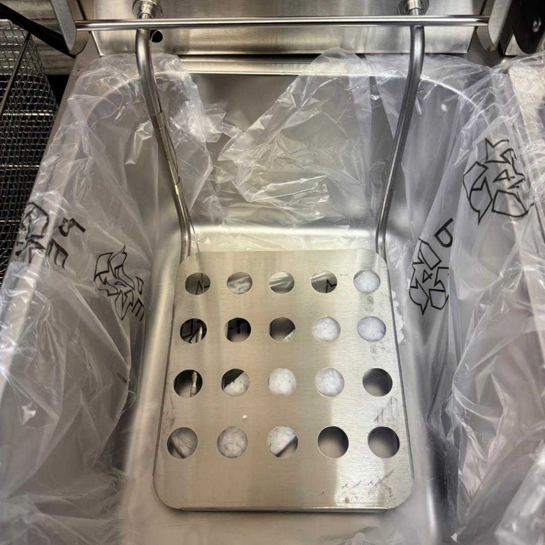 ☆未使用　業務用電気フライヤー　SA020Q　二槽式 12L 大容量　温度調整付