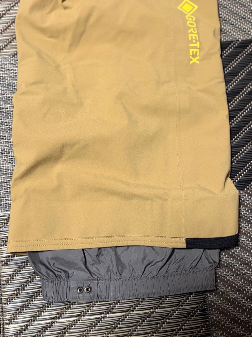 Burton ak GORE-TEX ジャケット+ビブパンツ