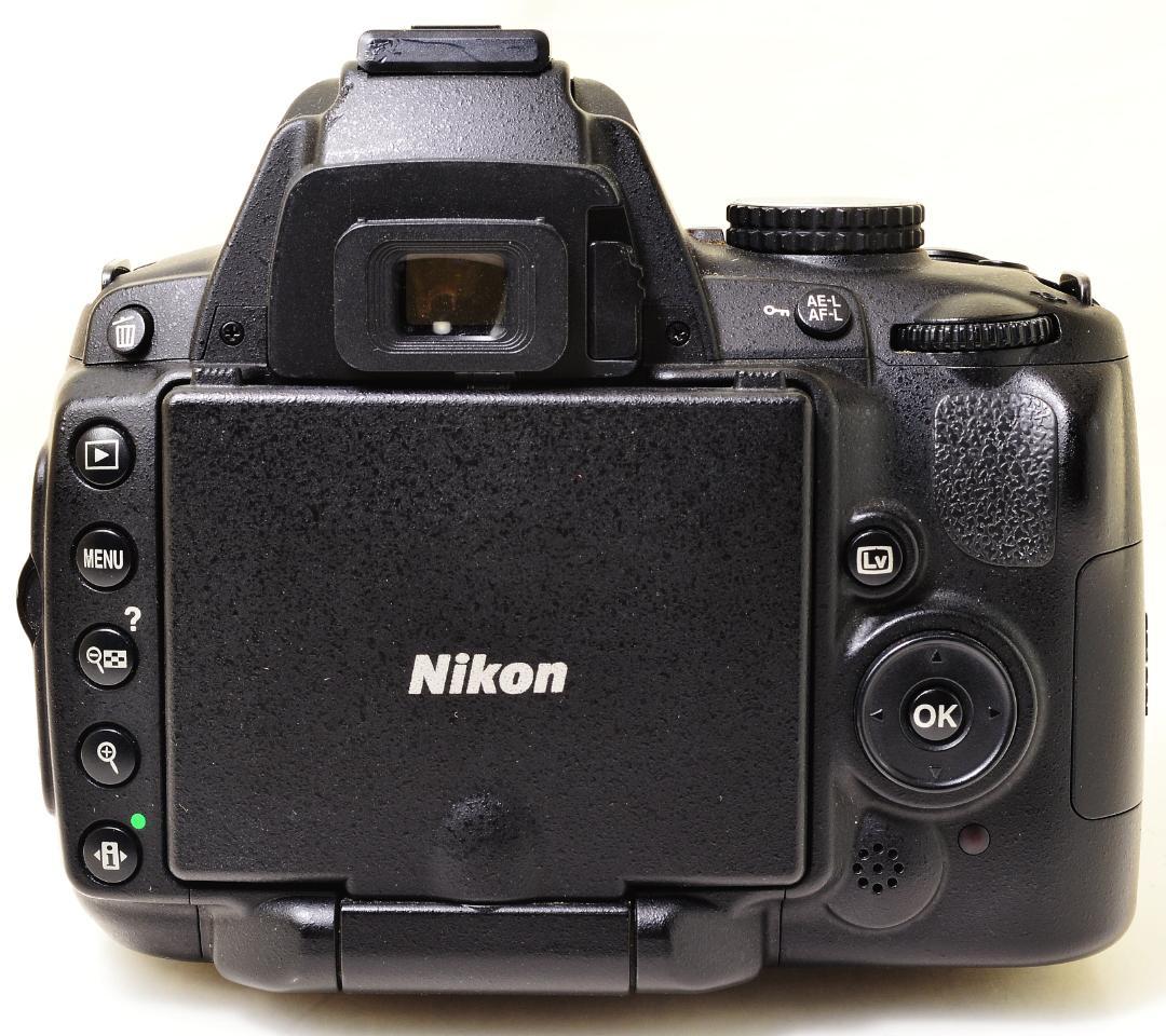 ニコン Nikon D5000♡動画撮影・自撮・スマホ転送可♡手振れ補正付レンズ
