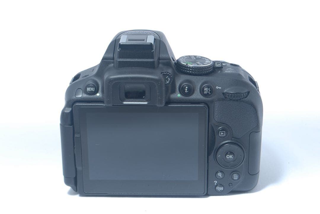 ニコン♥️一眼レフ♥️人気機種♥️ダブルレンズ♥️迷ったらコレ♥️完璧セット♥️Nikon