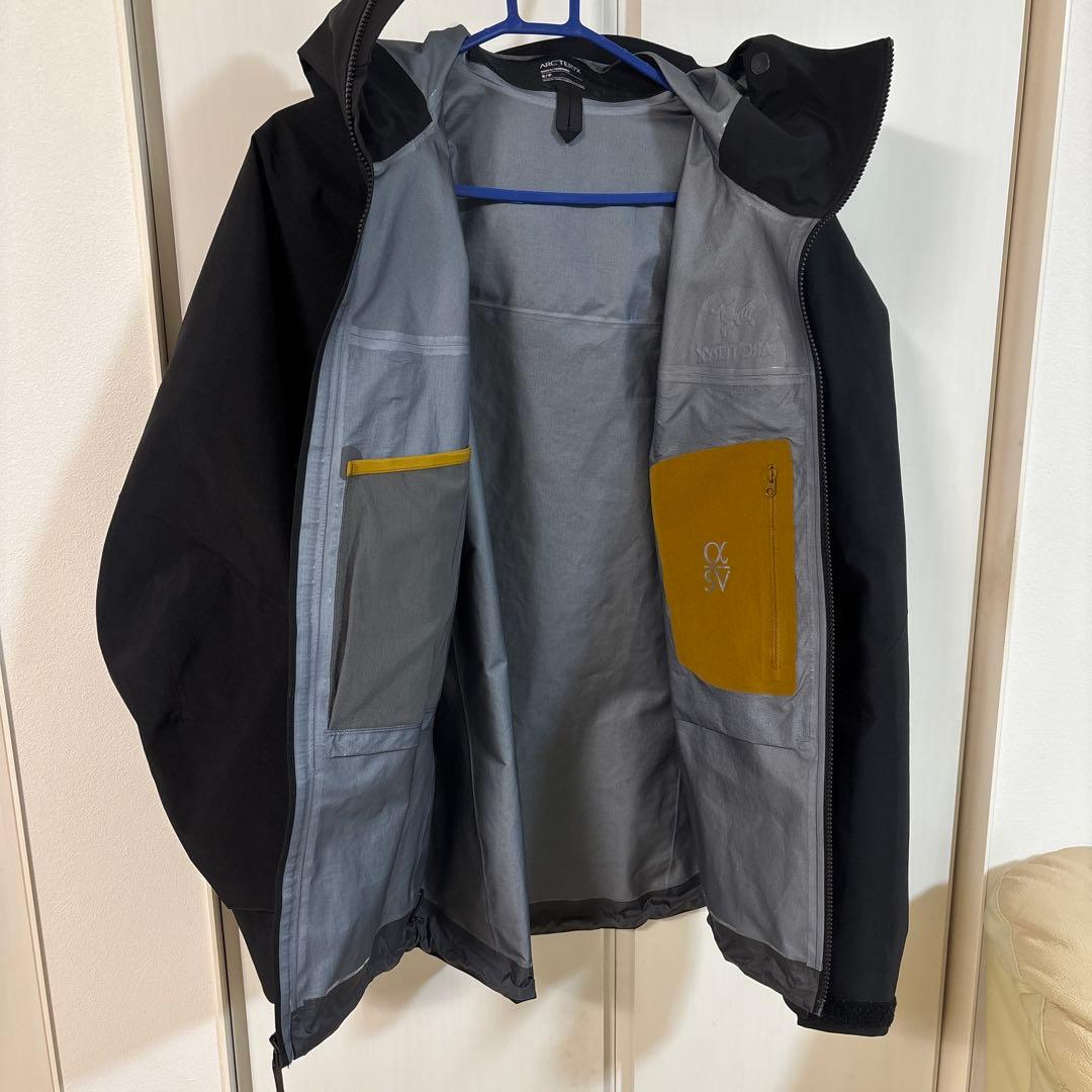 秀岳荘購入　Arc'teryx Alpha SV Jacket 24K Sサイズ