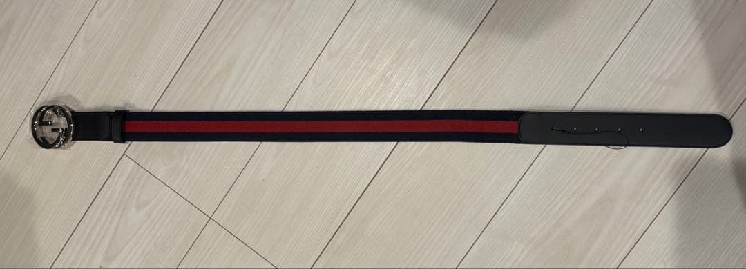 GUCCI グッチ 黒赤ストライプ ベルト 65-75(ゴム)サイズM