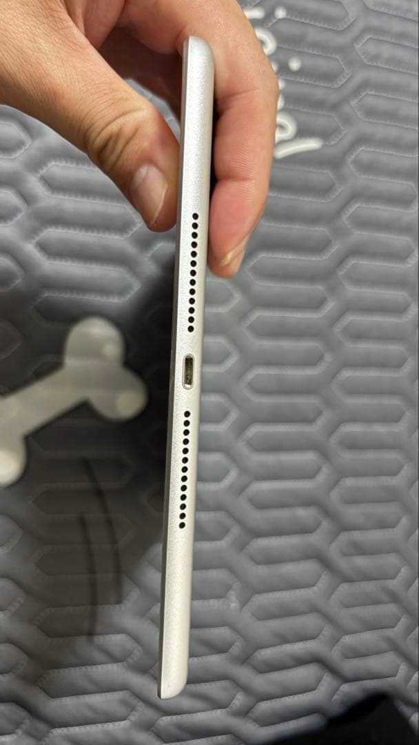 Ipad 5 32gb SIMフリー+モデル　モバイル+WIFI