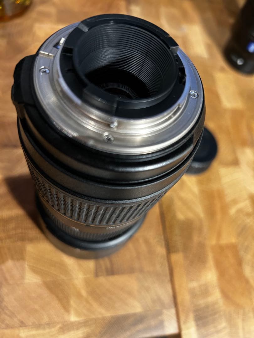 タムロン70-300mm f4-5.6 A17 ニコンFマウント