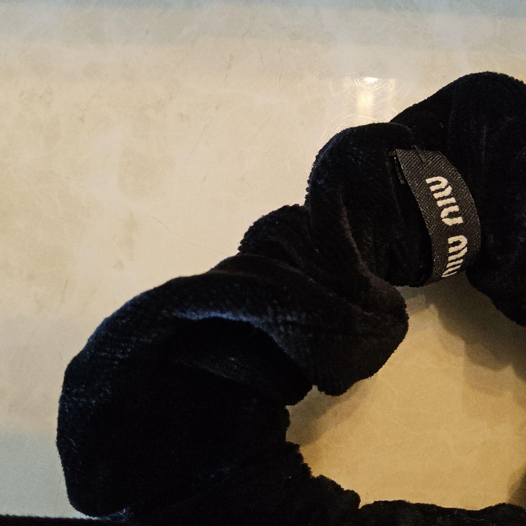 MIU MIU ミュウミュウ ベルベット リボン シュシュ