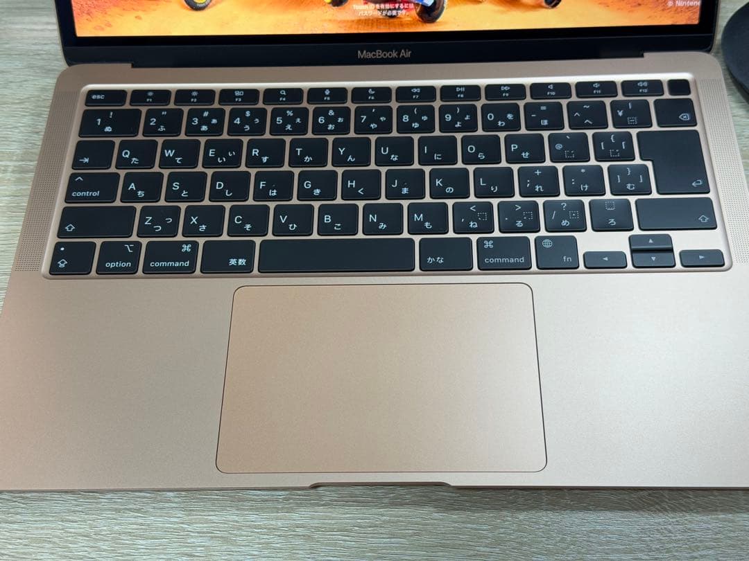 【美品】MacBook Air M1チップ搭載 13インチ ゴールド（2020)