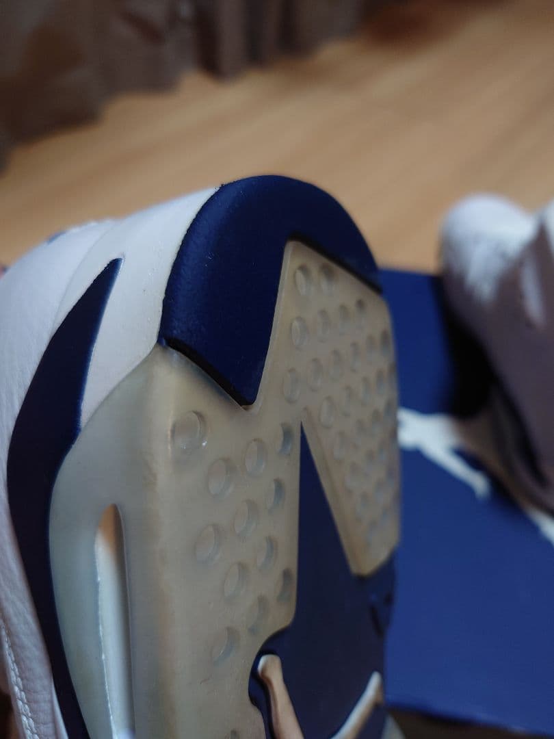 AIR JORDAN 6　ホワイト/ミッドナイトネイビー　29cm