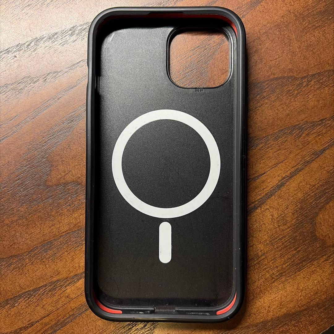 CASETiFY iPhone 15 ケース marble