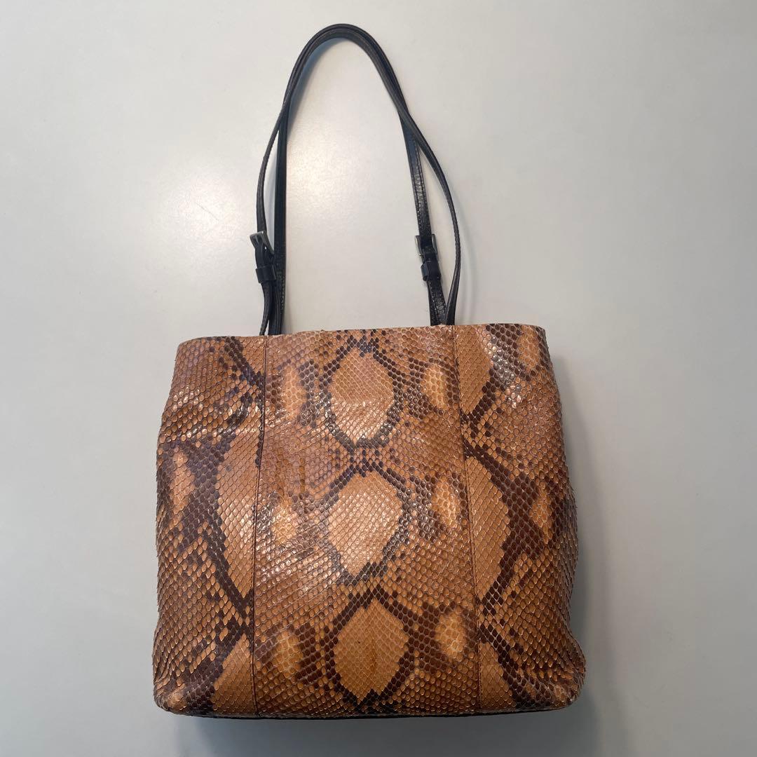 プラダトートバッグ パイソン三角プレート ギャランティカ ード保管袋