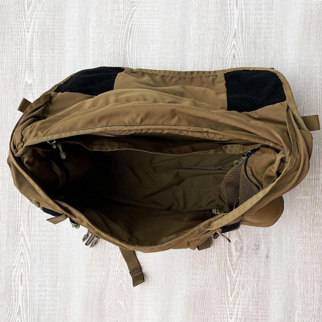 MYSTERY RANCH アメリカ製インベーダー　メッセンジャーバッグ