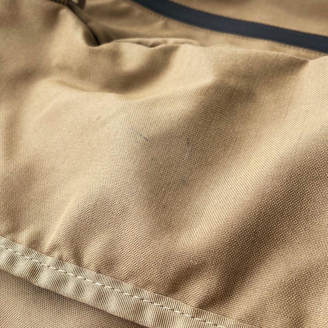 MYSTERY RANCH アメリカ製インベーダー　メッセンジャーバッグ