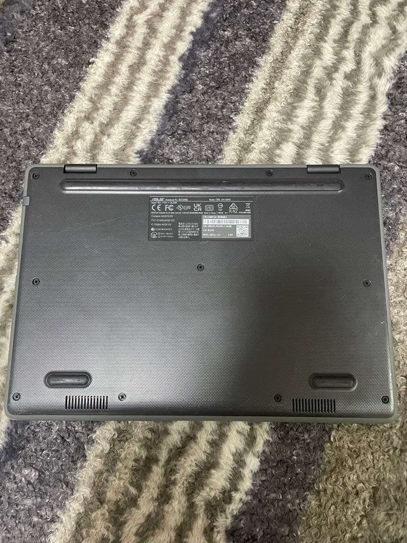 ASUS Chromebook CR1100FK 本体