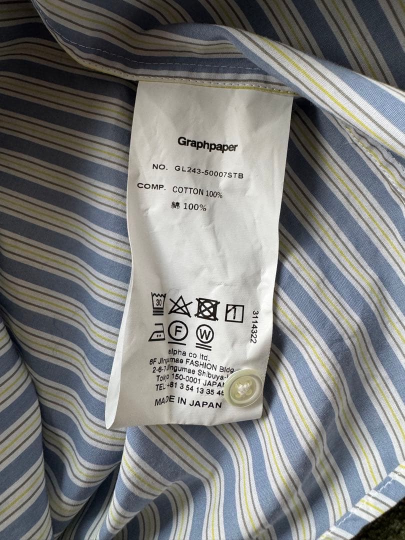 Graph paper シャツ