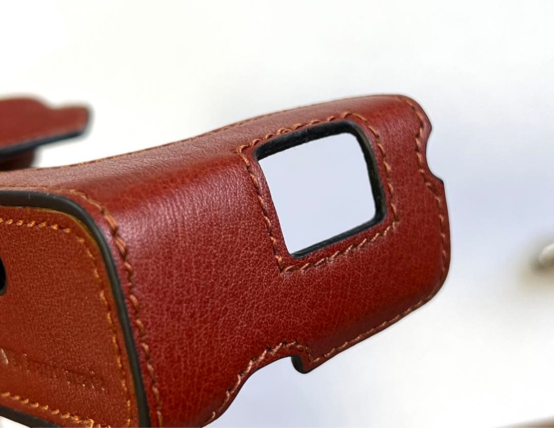 新品 本革カメラケース 富士フイルム FUJIFILM x100v用