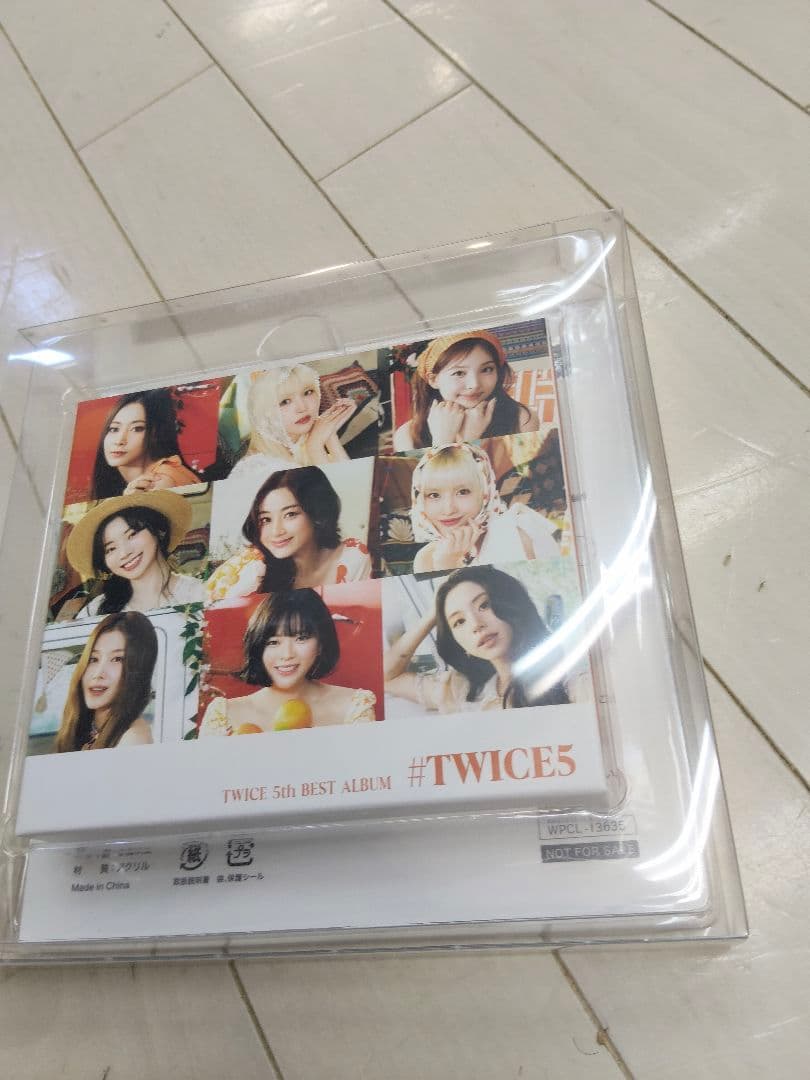 TWICE グッズ まとめ売り ペンライト CD アルバム トレカ 大量