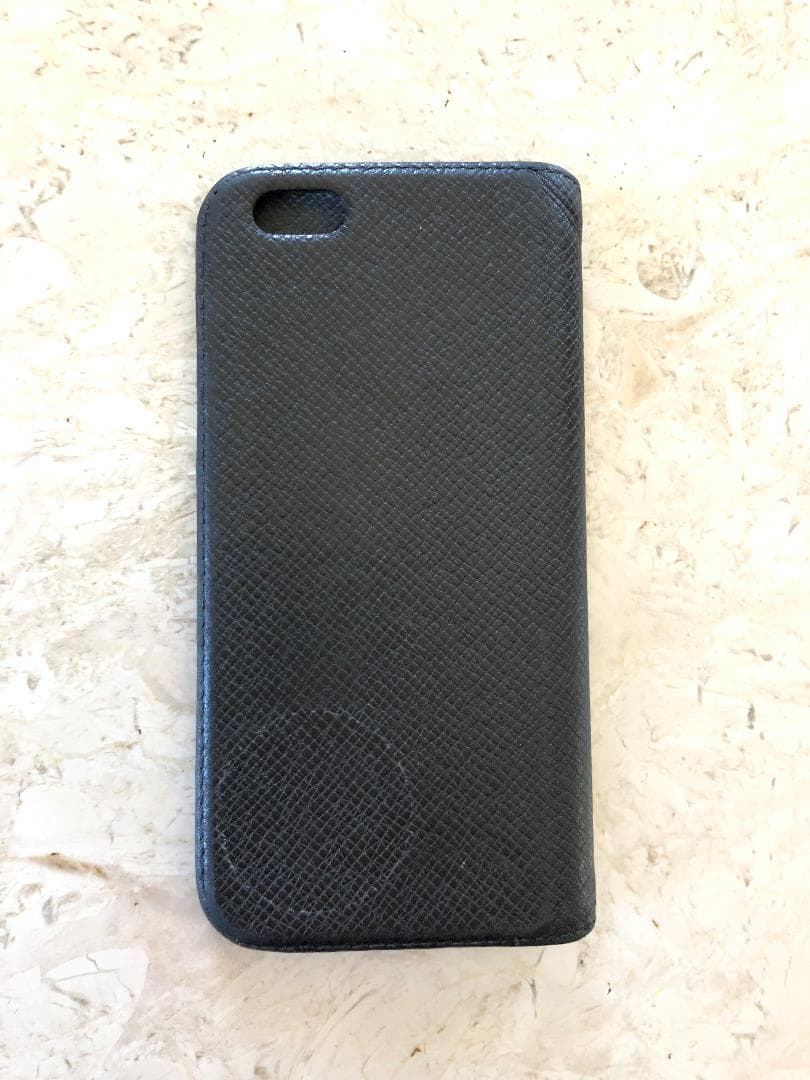 ルイヴィトン　携帯ケース