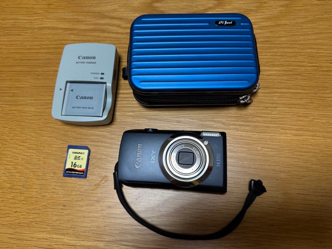 Canon キャノン IXY 10S デジカメ　タッチパネル　ケースのおまけ付き