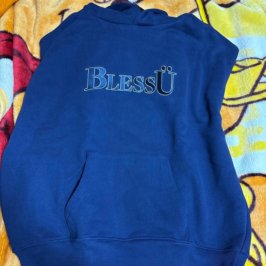 BlessU ネイビー パーカー
