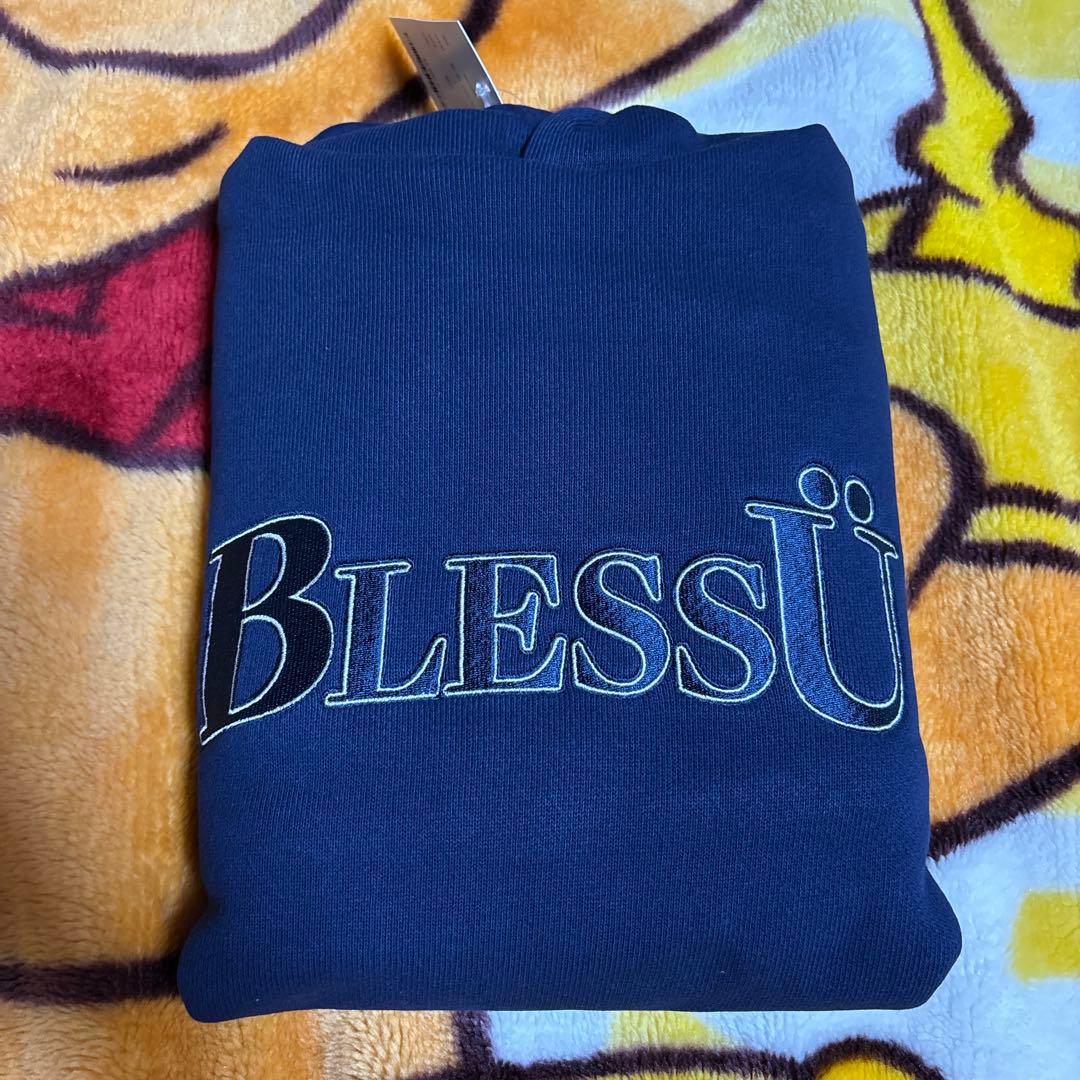 BlessU ネイビー パーカー