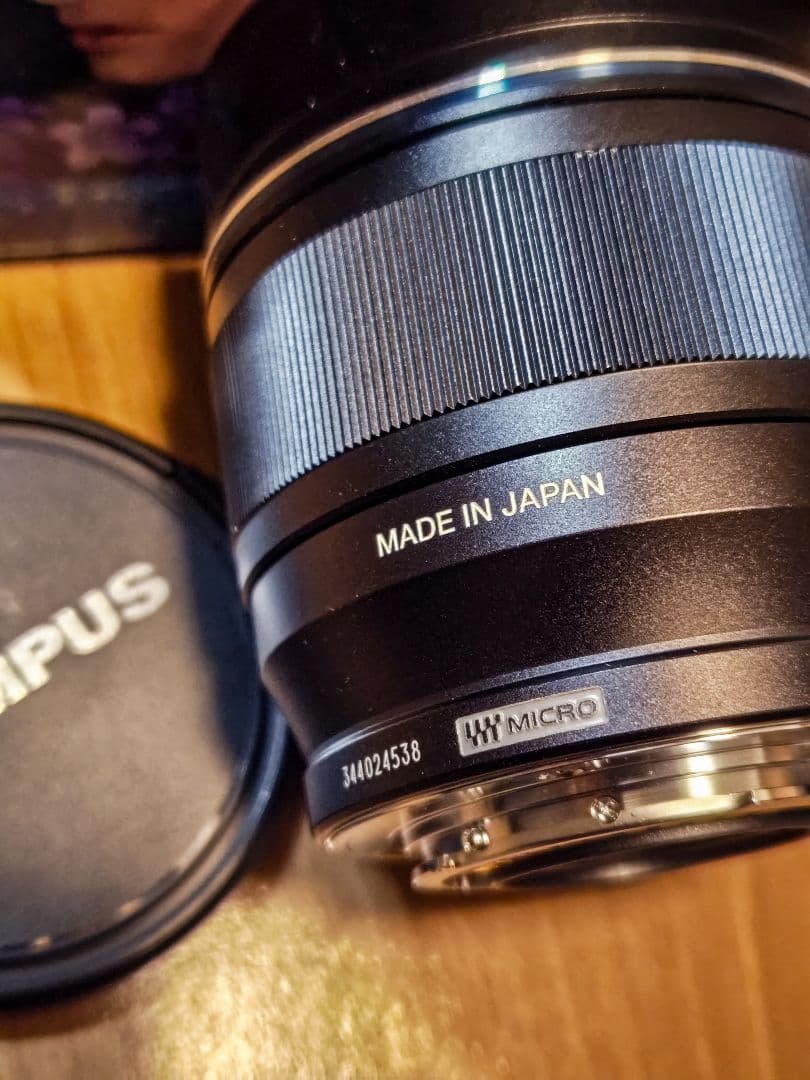 M.ZUIKO DIGITAL ED 75MM F1.8 オリンパス